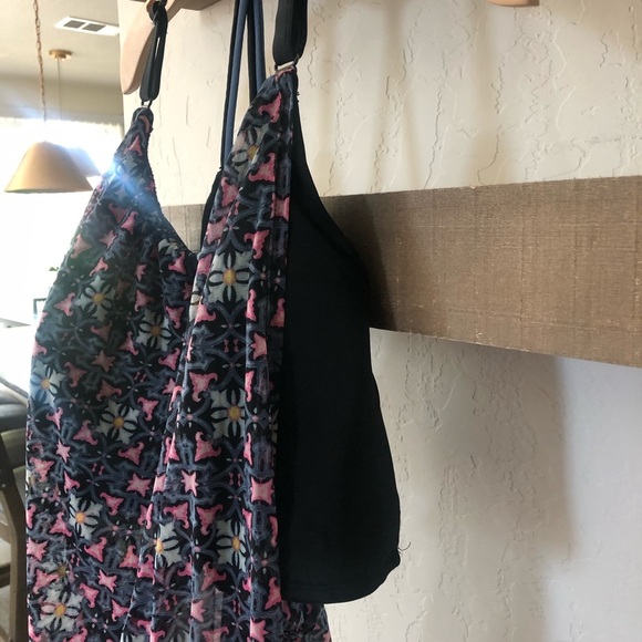 Cacique Swim|Tank bikini swimwear in colorful blue tropical floral print•PLUS - Picture 6 of 9